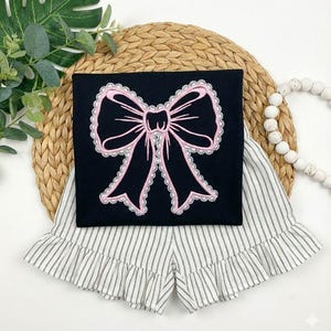 Motif appliqué avec noeud en fausse dentelle, bordure en dentelle bel applique noeud rose, fichiers de broderie Machine noeud coquette au point de dentelle (téléchargement numérique)