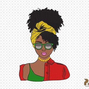 Op de afbeelding: Een digitale illustratie van een vrouw met een afro-kapsel die een gele hoofddoek, een groene zonnebril, een rood shirt en een groene tanktop draagt. Ze draagt een gouden ketting.