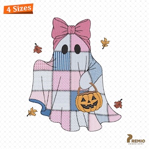 Könnte beinhalten: Gesticktes Geisterdesign mit rosa Schleife, Patchworkmuster und Kürbis-Laternen-Korb. Das Design beinhaltet Herbstblätter und den Text "4 Sizes" in einer orangefarbenen Box. Eine Halloween-Stickerei.