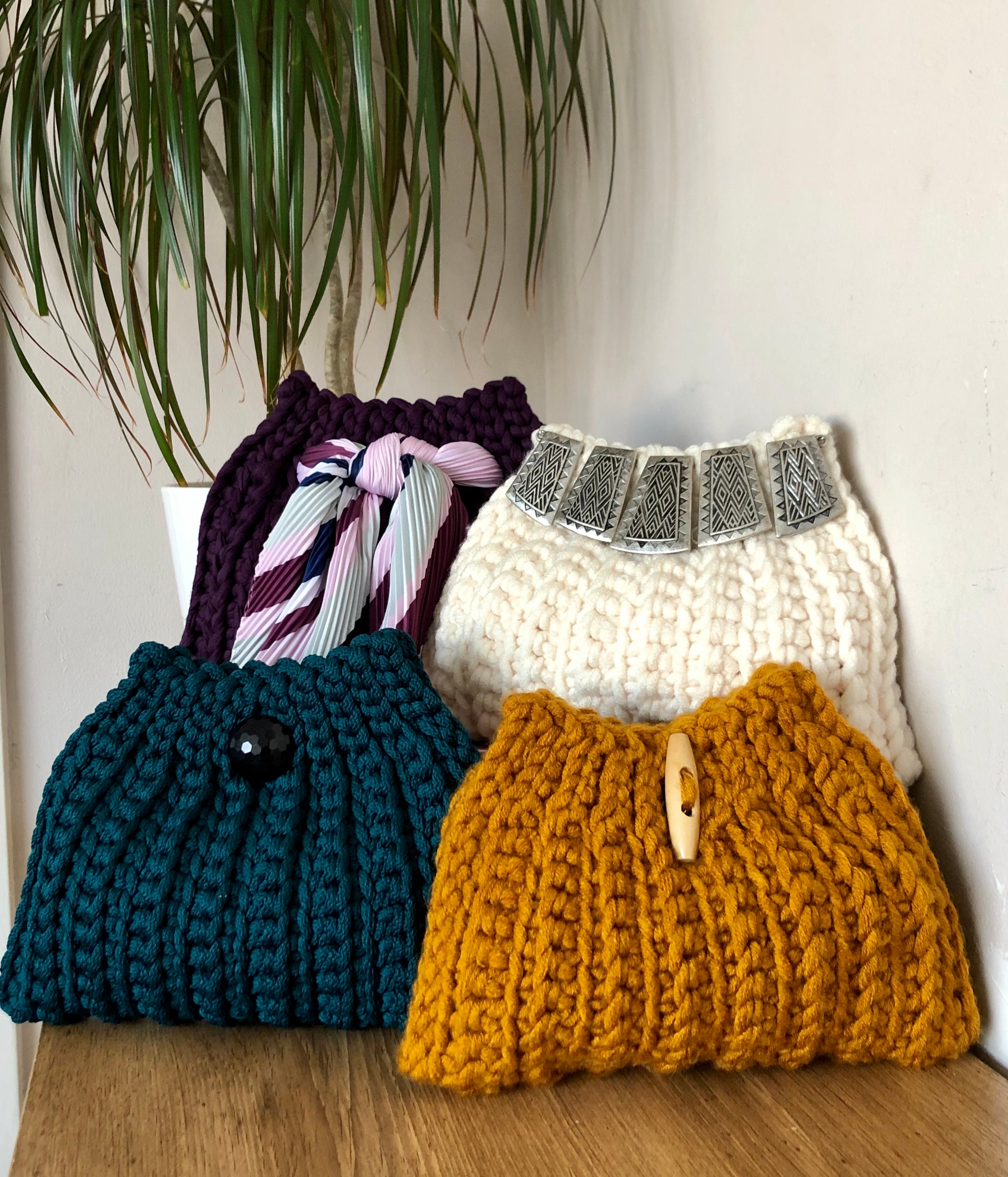 Modern crochet bag hotsell