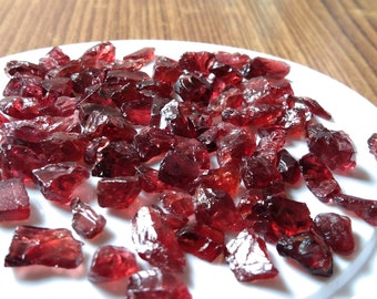 Natural Red Garnet Rough Gemstone ,Red Garnet Specimens, AAA Quality Red Garnet Rough ,Raw Garnet, Genuine Red Garnet Mix Lot Rough