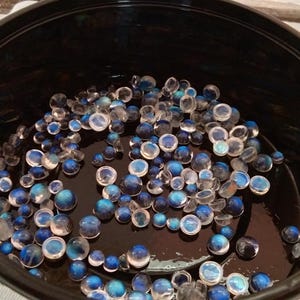 Super Quality Blue Fire Moonstone 4mm -6mm Cabochon Loose Flat Back Rainbow Moonstone Cabs Flashy Indian Moonstone 4mm Cab AAA Moonstone