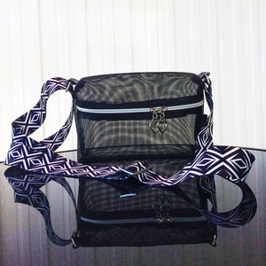 Black Mesh Crossbody Purse with Elegant Extendable Shoulder Strap - Lightweight and Versatile - Perfect for Parties and Everyday Use
