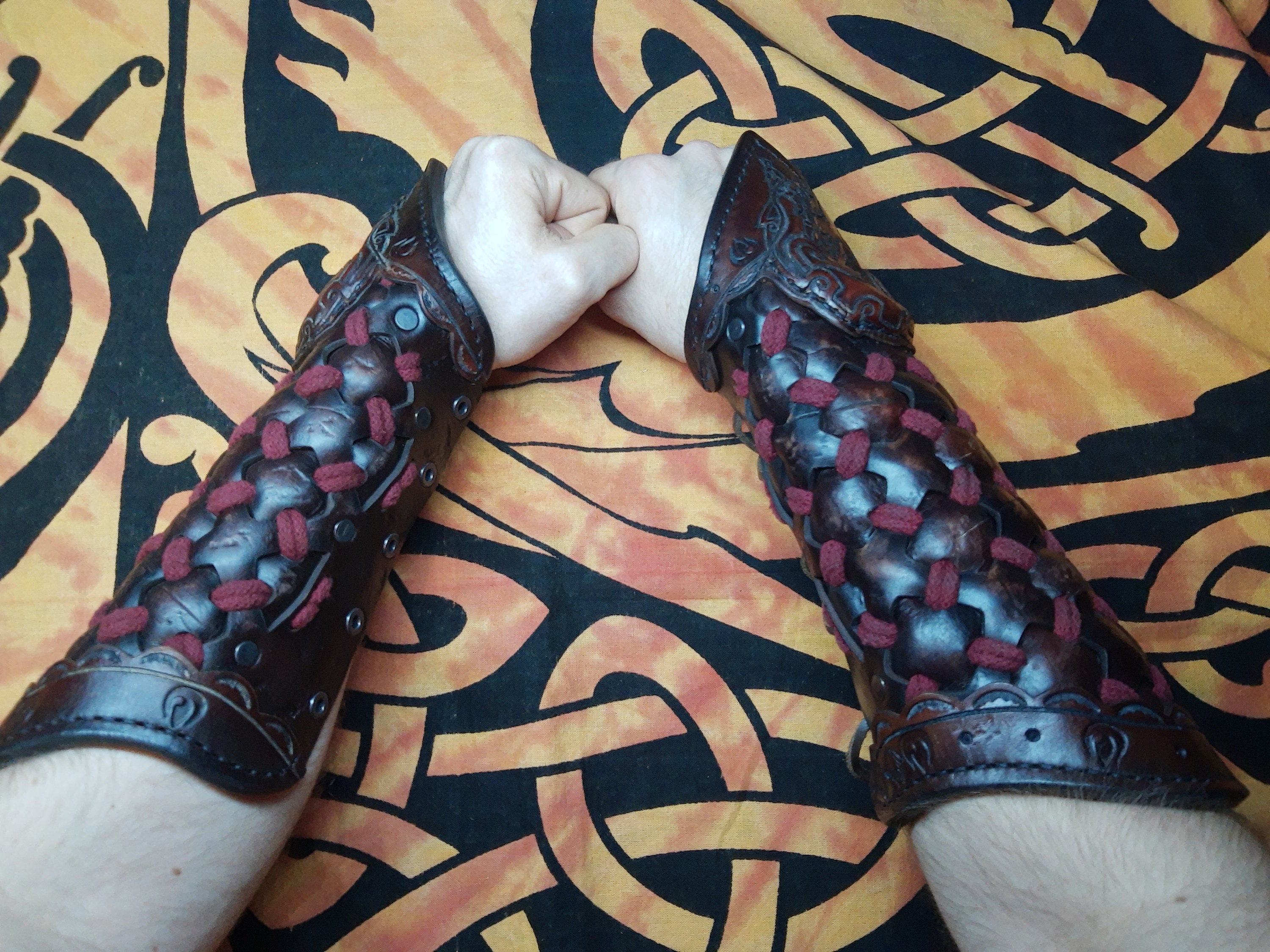 Digital Leather Dragon Bracers PATTERN - Fire Set - Etsy, image size:3000x2250