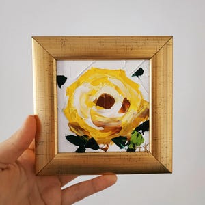 Pintura de rosa amarela, arte de parede original, arte floral, pintura a óleo empastada, arte 3D emoldurada, 4x4, presente de aniversário