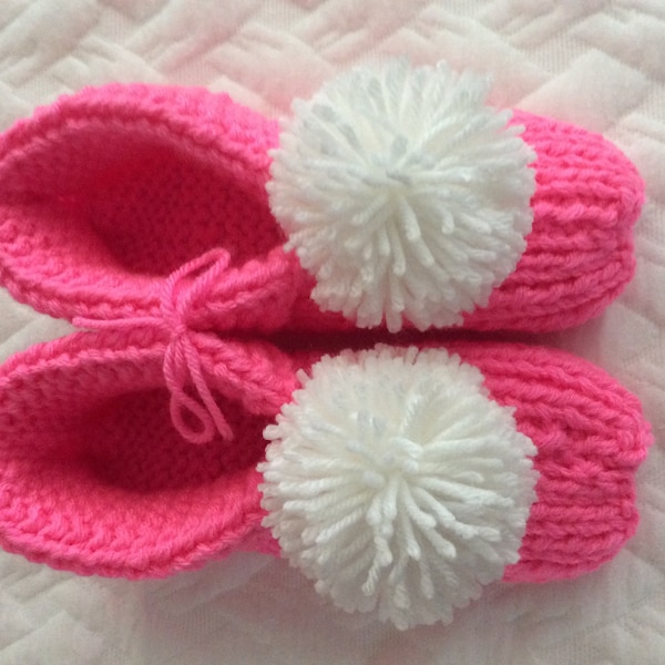 Women’s Comfortable Warm Hand-Knitted Slippers with Pom-poms