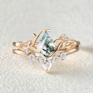 Unique kite cut green moss agate engagement ring set 14k rose gold engagement moissanite ring for women vintage bridal wedding ring set gift