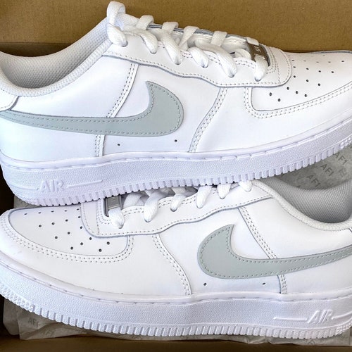 light grey af1