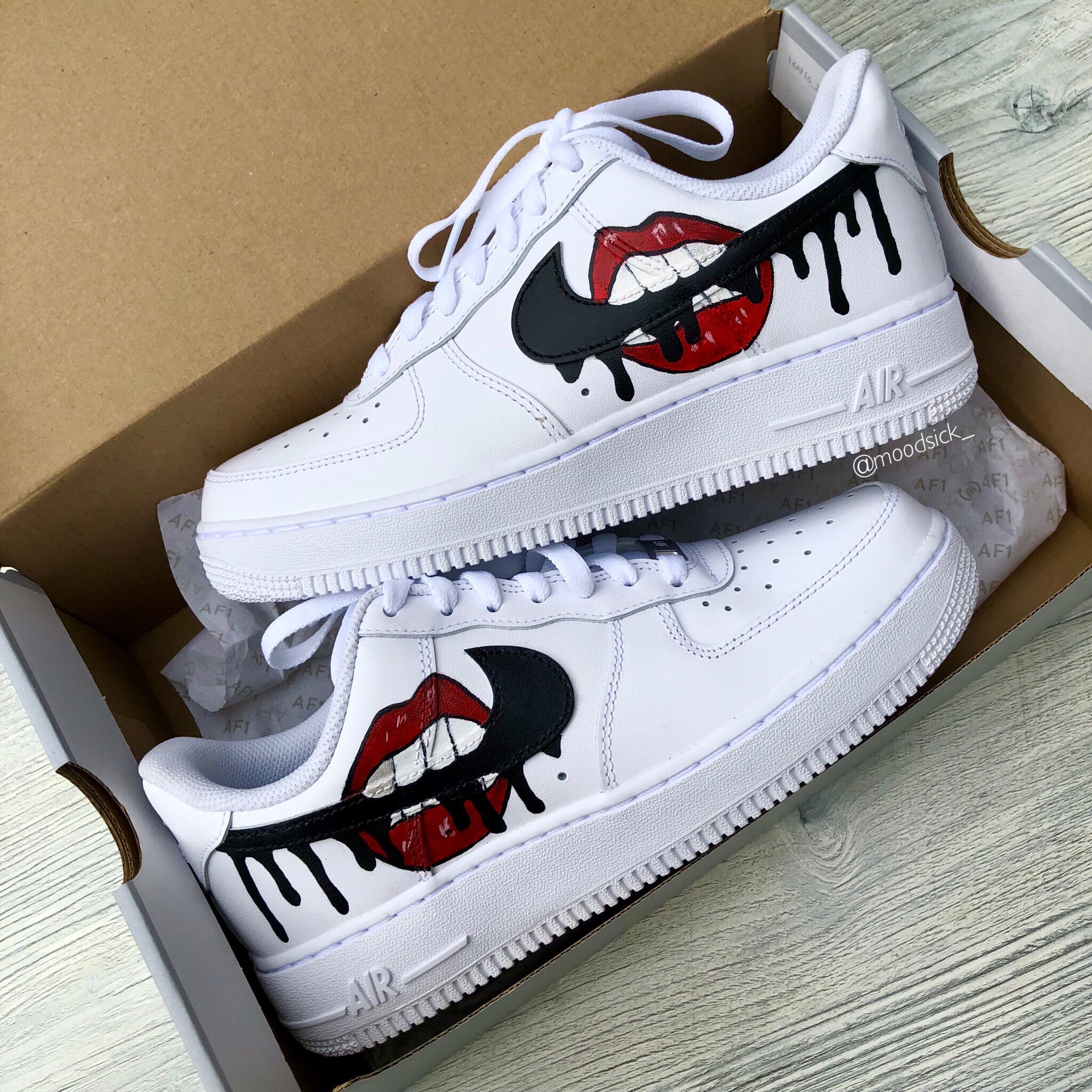 Кастомные Nike Air Force 1 дракон