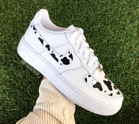 Zapatillas personalizadas Nike air force 1 estampado de vaca | Etsy México