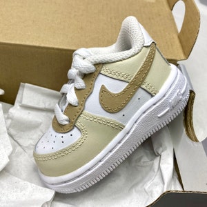 Air force 1 Nike, Custom Baby Sneakers, Beige taupe brown, Newborn sneakers, Babyshower gift zdjęcie 3