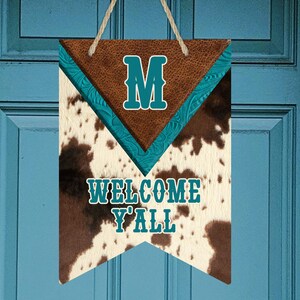 Bunting Door Hanger Farmhouse Western Cow Hide and Leather Sublimation Design pour Aparecium Design Co blank Digital Download PNG