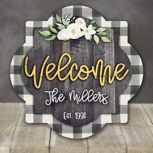 Welcome Wood Door Hanger in Buffalo Plaid with a Quatrefoil Design for Sublimation Digital Design for Aparecium PNG