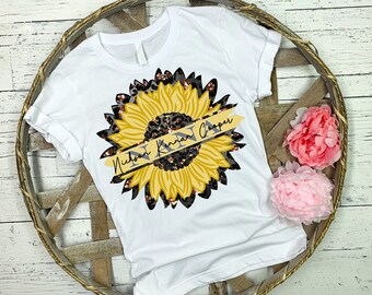 Split Leopard y amarillo girasol diseño Nana para la sublimación camiseta almohada o cualquier otro sustrato diseño digital PNG descarga instantánea