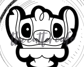 Cortador de galletas con forma de pastel experimental azul y mascota extraterrestre hawaiana de thecuttercafe