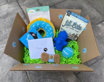 Pup Parcels - Doggy gift box - FIVE treats/toys!