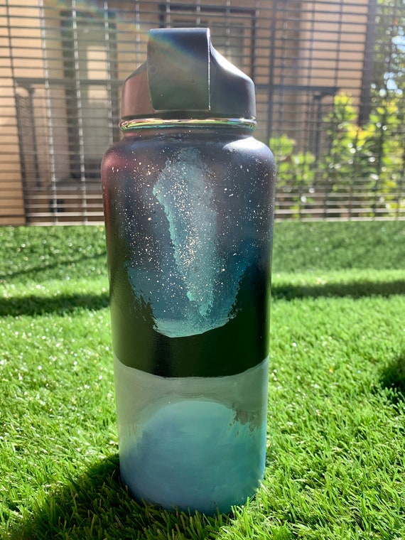 Featured image of post Hand Painted Hydroflasks