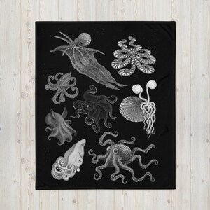 Octopuses of the world: Throw Blanket