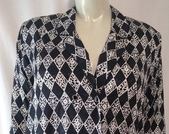 Vintage black and white diamond print shirt