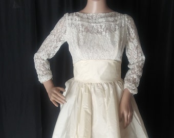 Vintage cream silk and lace wedding gown