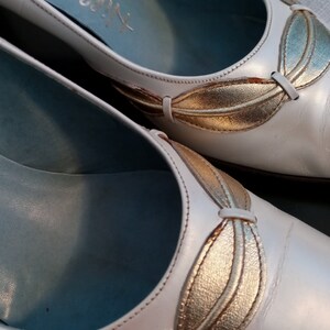 Vintage pearl white and gold shoes image 3