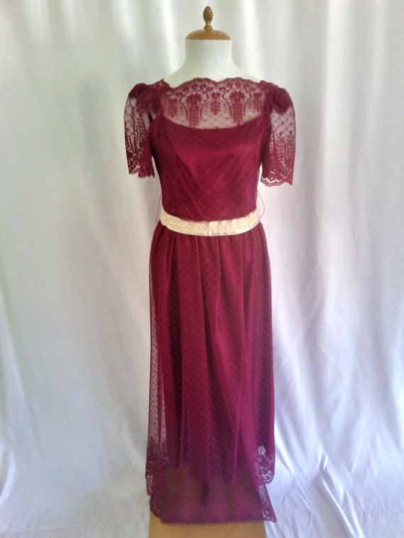 Vintage wine lace dress - image 2