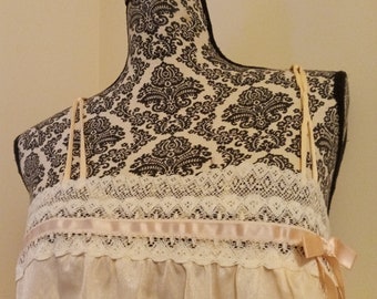 Vintage peach nightie with lace