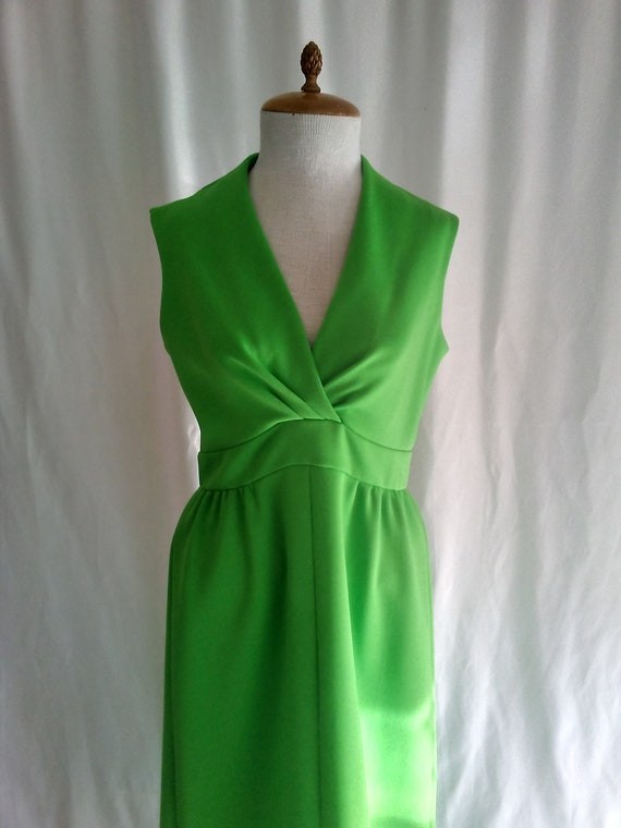 Vintage spring green sleeveless dress - image 1