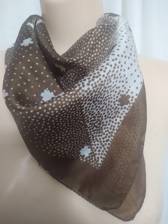 Vintage brown and white scarf - image 7