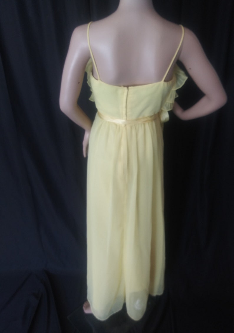 Vintage yellow dress with ruffles image 7