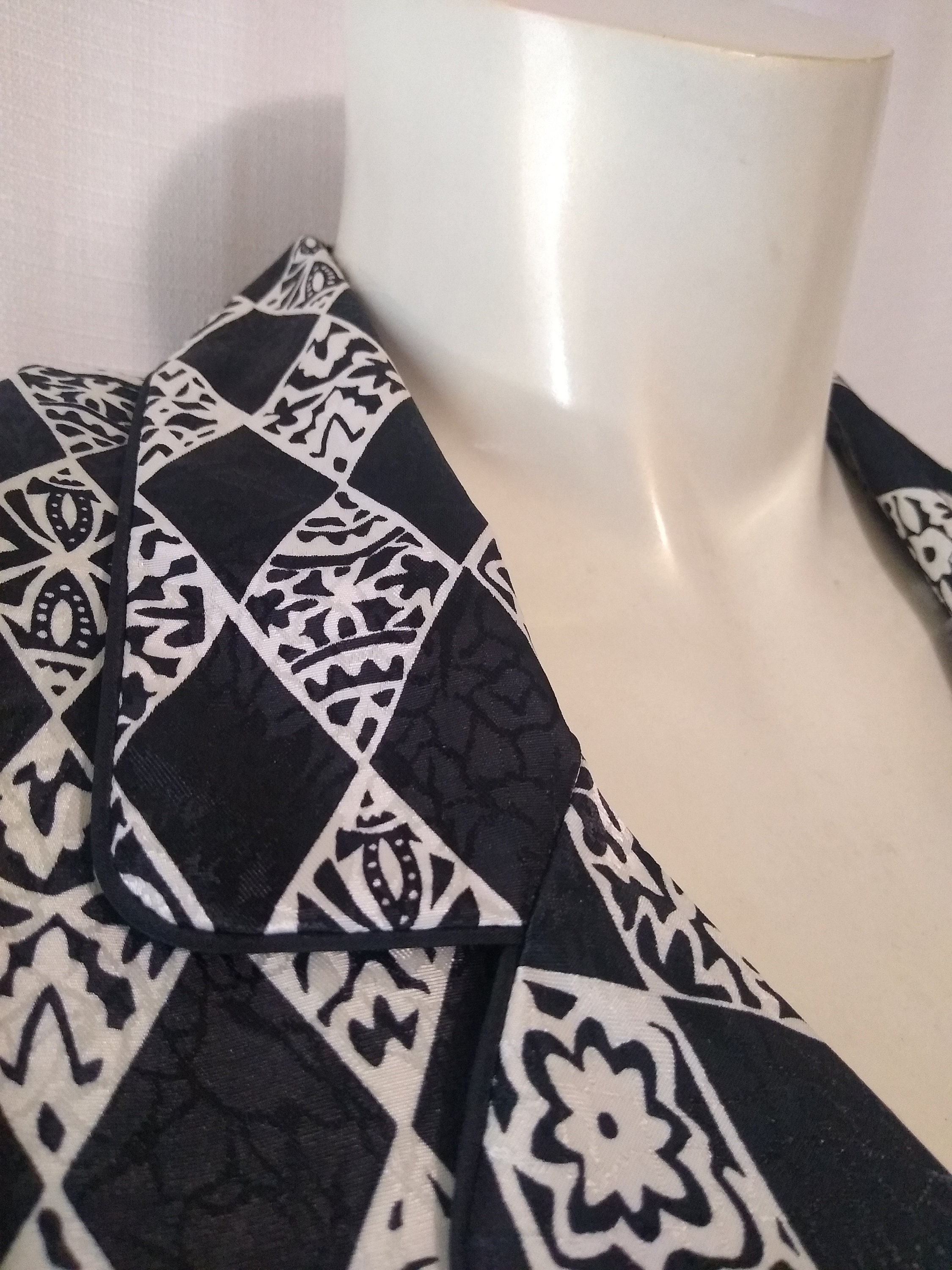 Fayre Diamond Pattern Blouse - Black, Off White