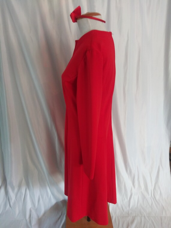 Vintage red dress with neckline design - image 5