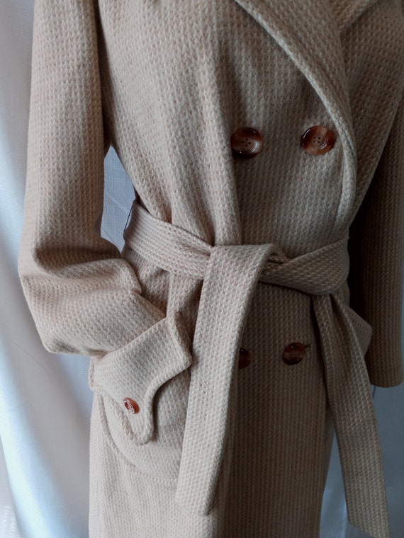 Vintage tan and white trench Coat - image 2