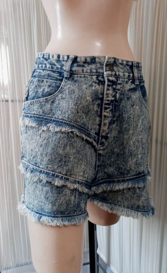 Vintage stonewash high waist jean shorts - image 1