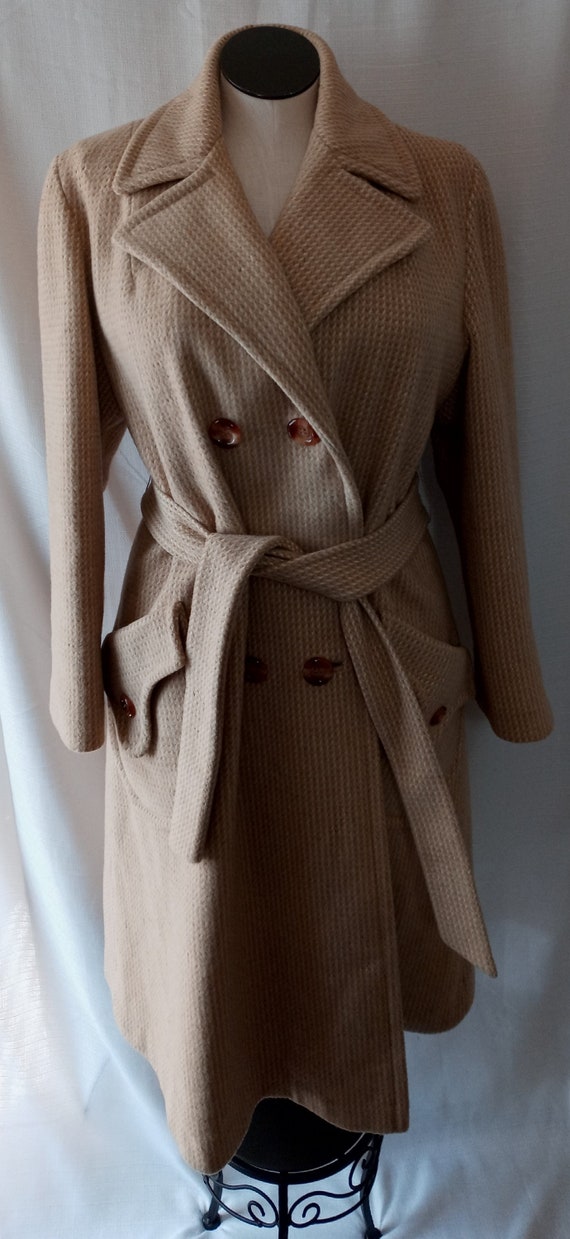 Vintage tan and white trench Coat - image 6