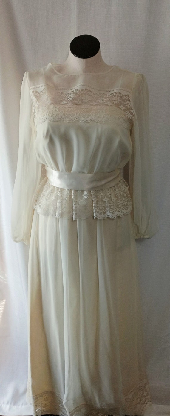 Vintage off white two piece wedding gown - image 1