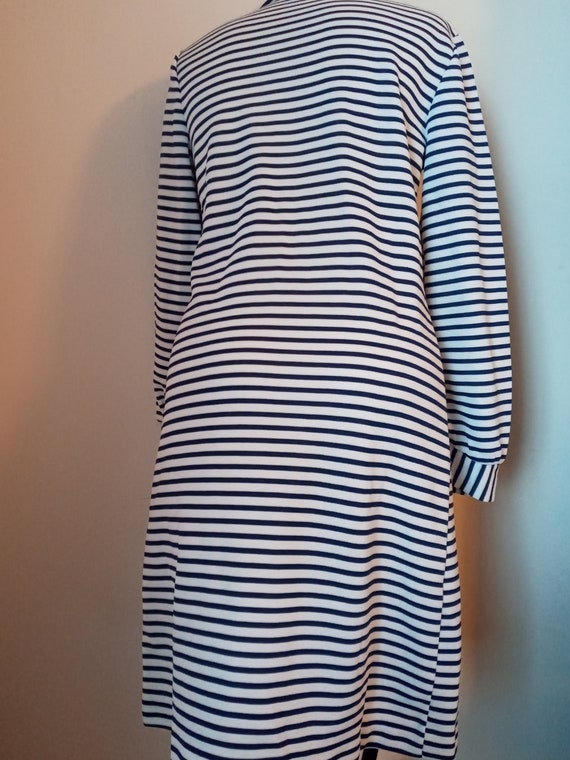 Vintage white and blue striped dress - image 7