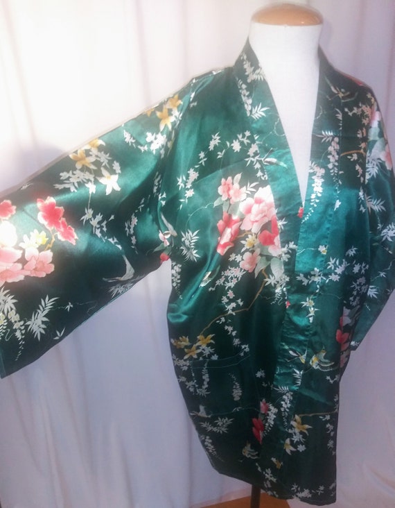 Vintage green asian-inspired robe - image 6