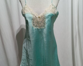 Vintage blue nightie