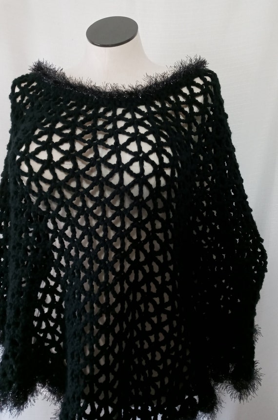 Vintage black shawl with metallic trim - image 9