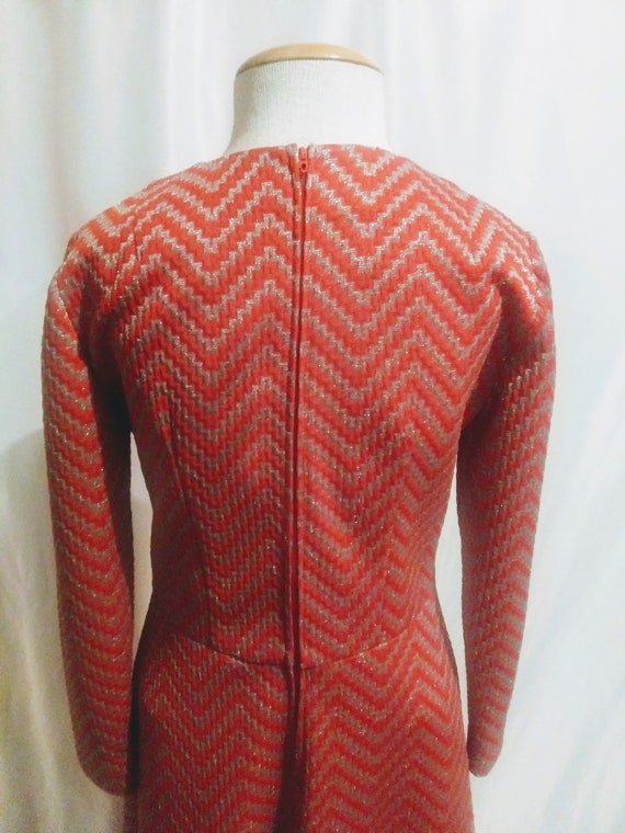 Vintage red zig zag dress - image 4