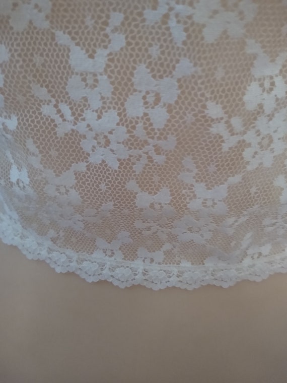 Vintage white lace cropped wedding jacket - image 8