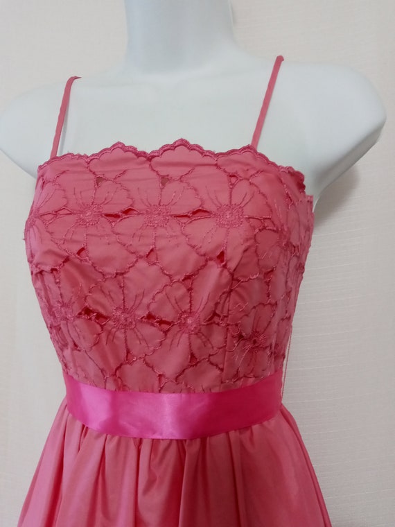 Vintage bubblegum pink prom dress - image 1
