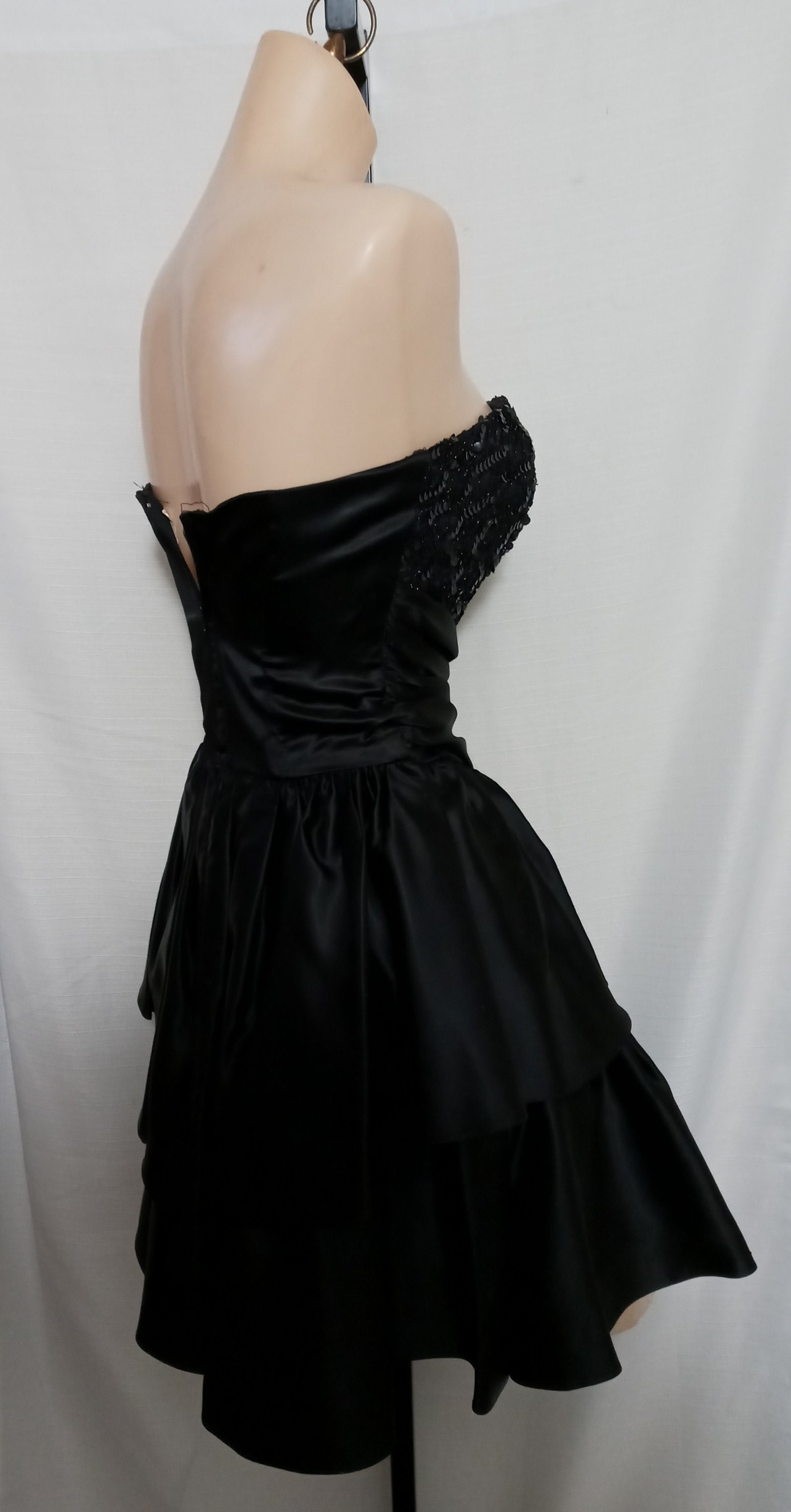 Vintage Black Straps Prom Dress Black Evening Dress Y6203 main image 1