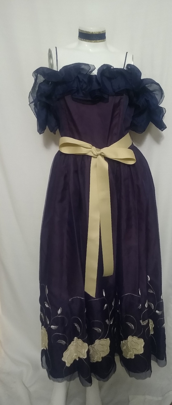 Vintage navy ruffled dress
