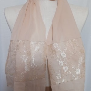 Vintage peach scarf with lace accent