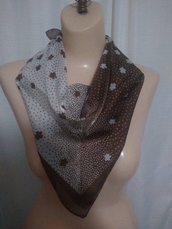 Vintage brown and white scarf - image 2