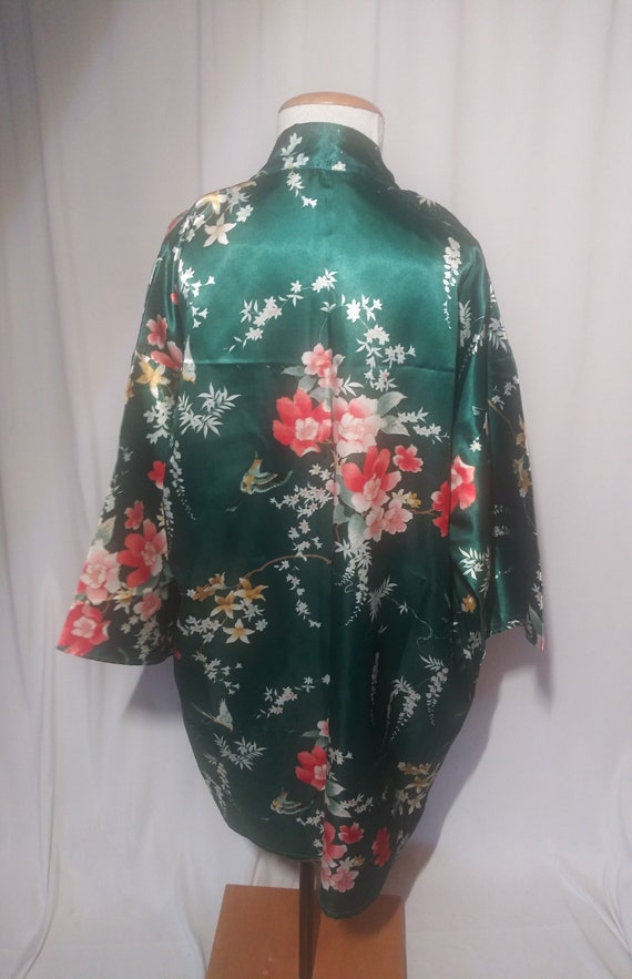 Vintage green asian-inspired robe - image 7