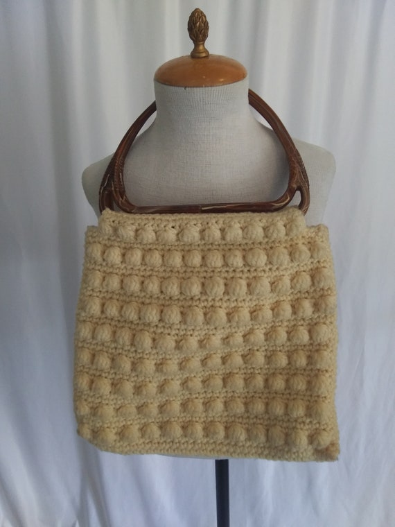 Vintage cream knitted handbag