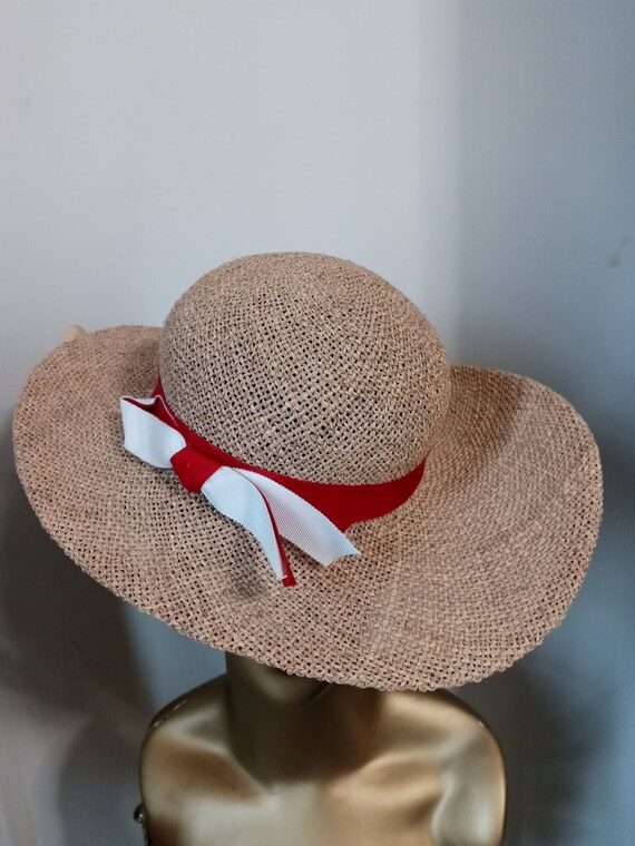 Vintage tan straw hat with ribbon